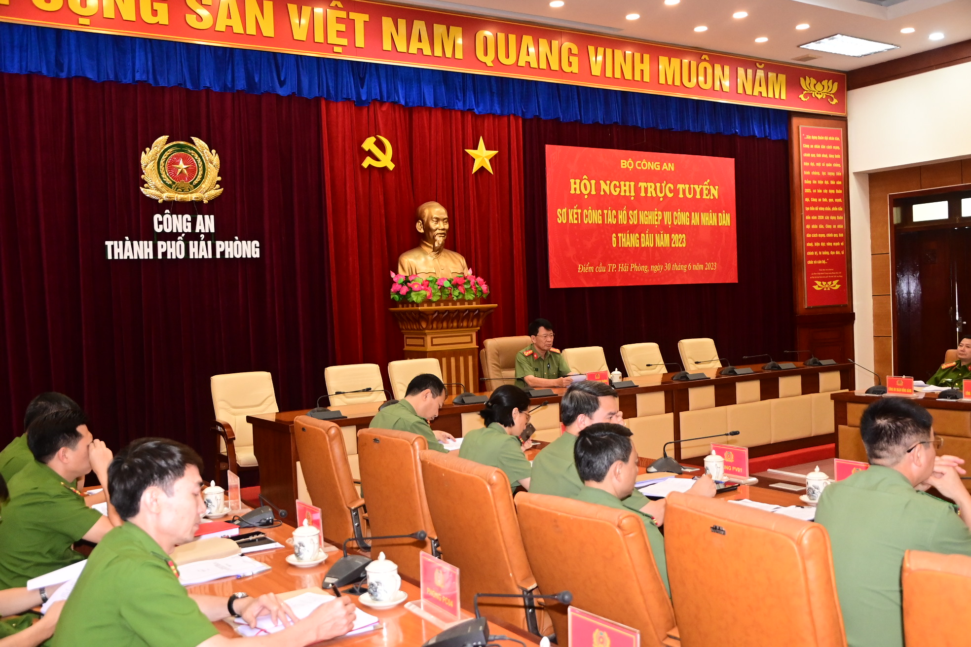 Tập trung xây dựng, phát triển Cục Hồ sơ nghiệp vụ thành Trung tâm thông tin nghiệp vụ của ngành Công an